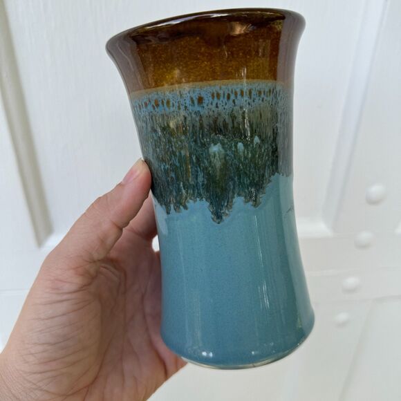Handmade Ceramic Planter Pottery Vase - Picture 1 of 4